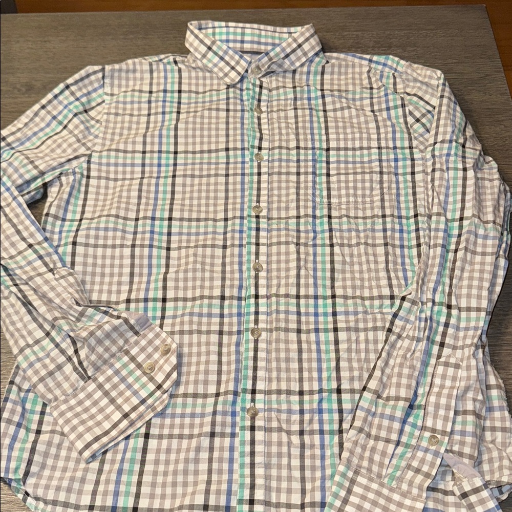 Plaid Button-Up Shirt Structure